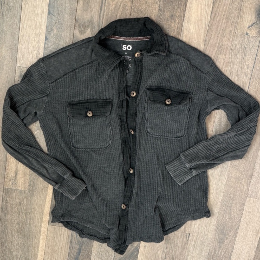 Like New SO Charcoal Button-Up Shacket